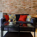 Appartement Na Starym Miescie Z Parkingiem Rowerowym, Dostepem Sauny- Bicycle Parking And Access To The Sauna *