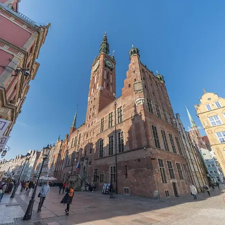 Na Starym Miescie Z Parkingiem Rowerowym, Dostepem Sauny- Bicycle Parking And Access To The Sauna *
