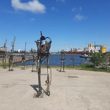 Na Starym Miescie Z Parkingiem Rowerowym, Dostepem Sauny- Bicycle Parking And Access To The Sauna Danzica