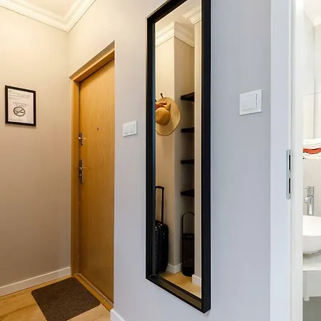 Na Starym Miescie Z Parkingiem Rowerowym, Dostepem Sauny- Bicycle Parking And Access To The Sauna Apartment Danzig