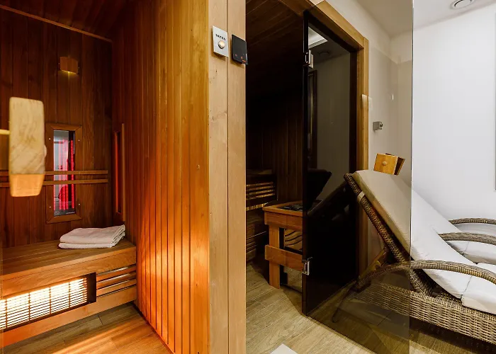 Na Starym Miescie Z Parkingiem Rowerowym, Dostepem Sauny- Bicycle Parking And Access To The Sauna Apartment