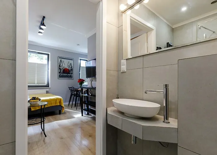 Na Starym Miescie Z Parkingiem Rowerowym, Dostepem Sauny- Bicycle Parking And Access To The Sauna